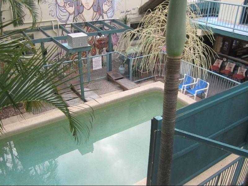 Sleeping Inn Backpackers Resort Gold Coast Exterior foto