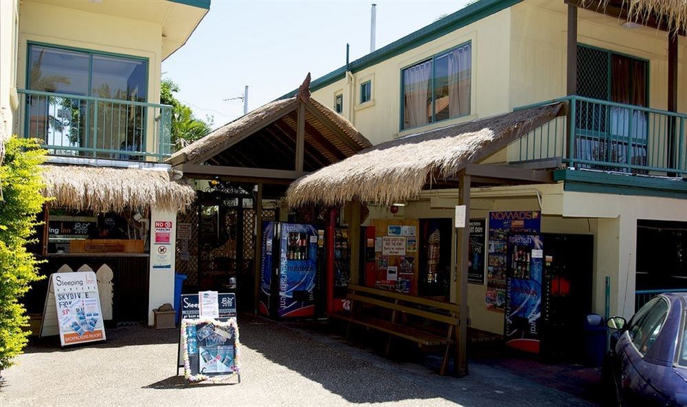 Sleeping Inn Backpackers Resort Gold Coast Exterior foto