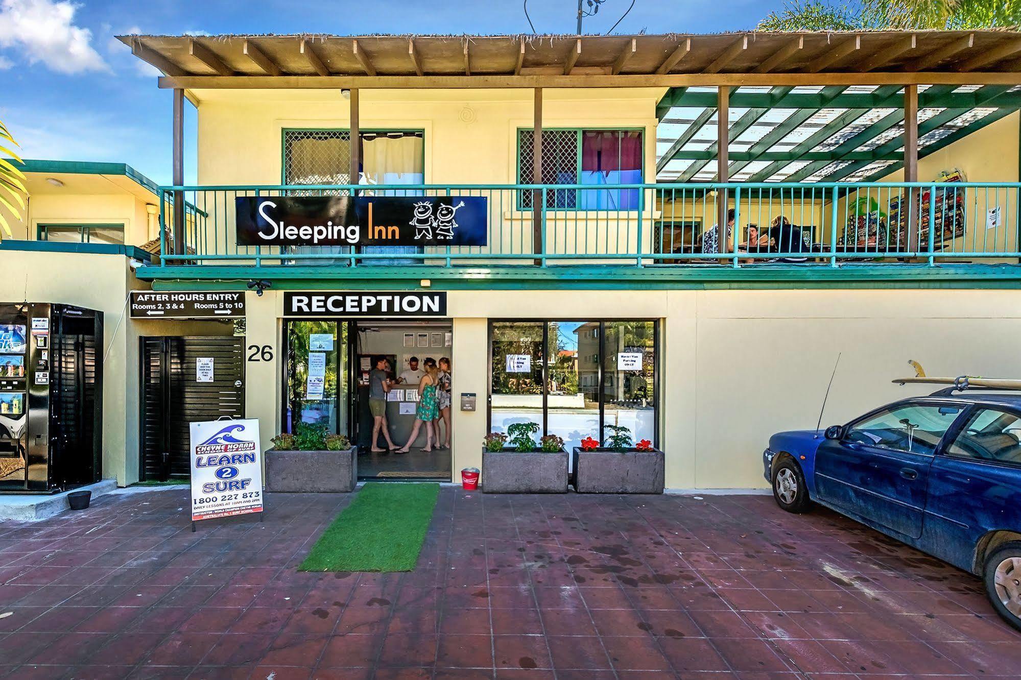 Sleeping Inn Backpackers Resort Gold Coast Exterior foto